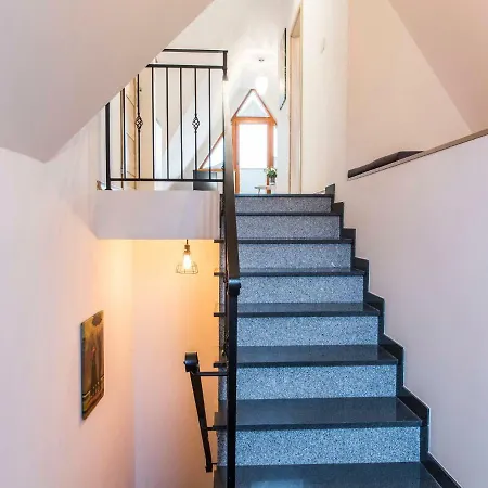 Apartament Na Poddaszu Apartment *
