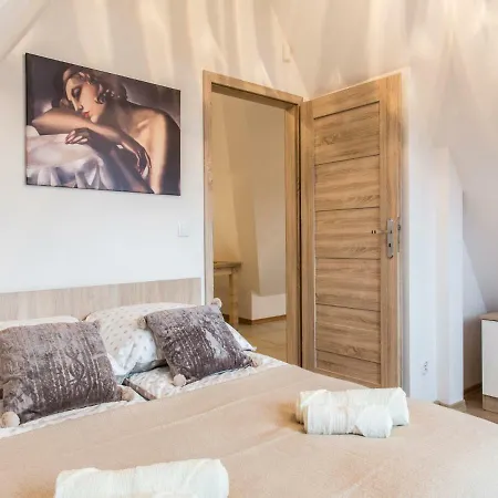 Apartament Na Poddaszu *